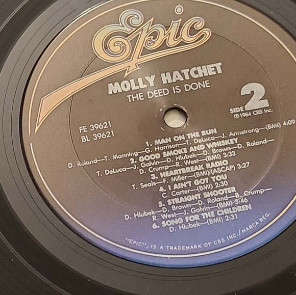 Molly Hatchet The Deed is Done vintage vinyl record album. Like new - Picture 2 of 11
